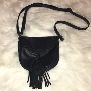 Black cross handbag 👜